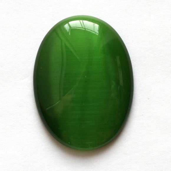 Кошачий глаз зелёный, кабошон овальный 30х40